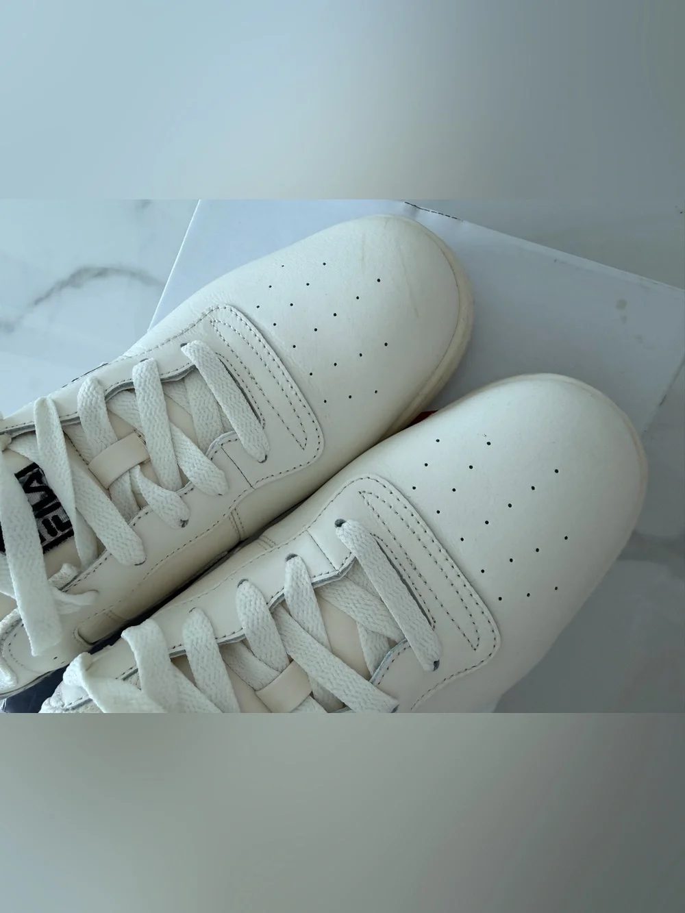 FILA Men’s White Sneakers with Marble Accent